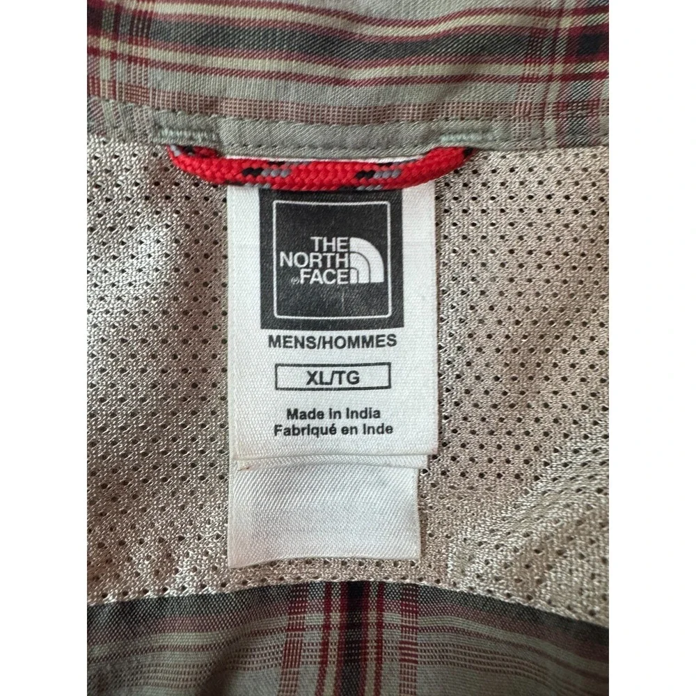 North Face Plaid Fishing Hiking Shirt XL Back Vent Mesh Button Down Zip Pocket